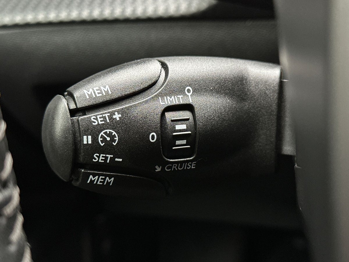Peugeot e-2008 Allure billede 15