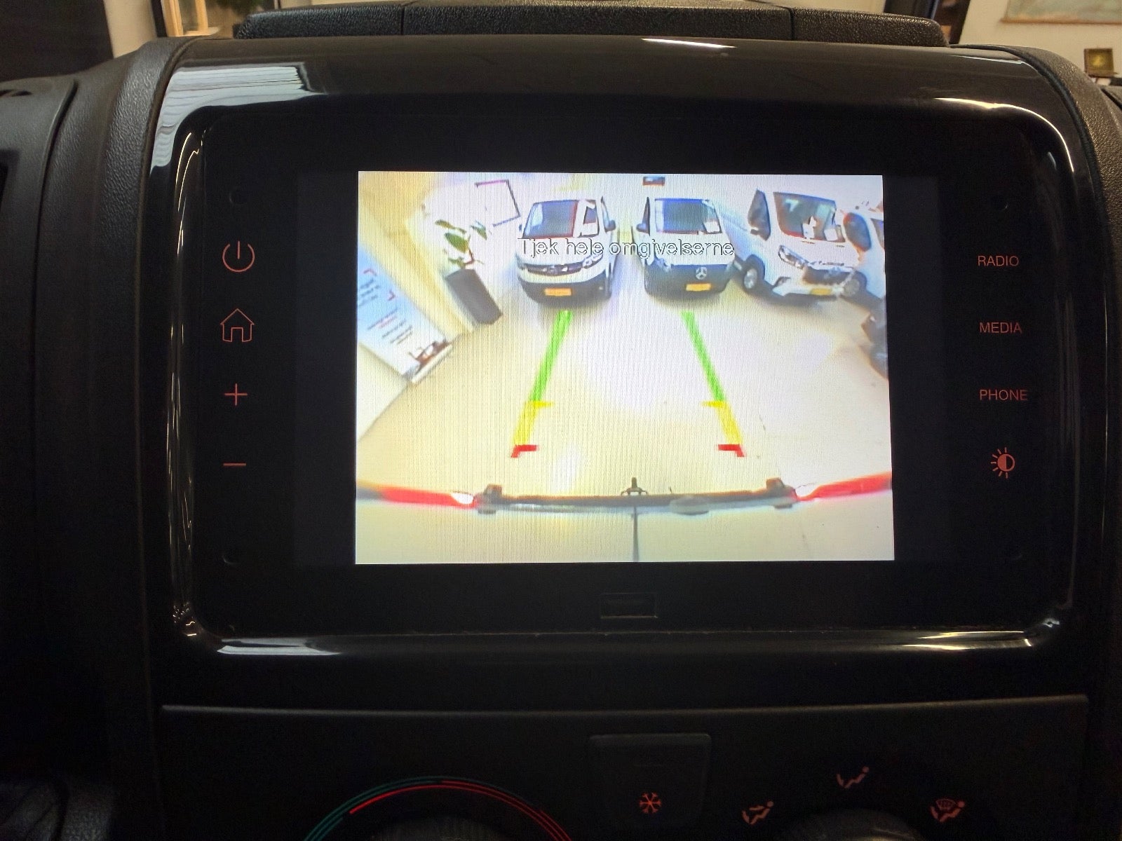 Billede af Peugeot Boxer 333 2,2 BlueHDi 140 L2H1 Premium