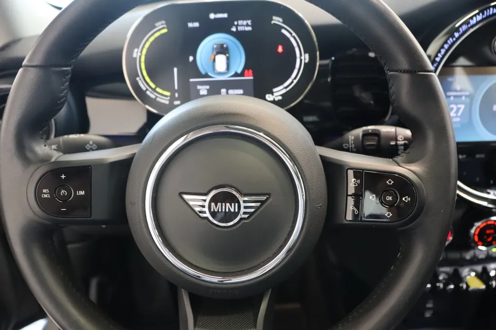 MINI Cooper SE Camden Edition