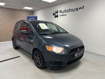 Mitsubishi Colt 1,1 Invite 5d