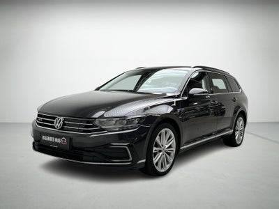 VW Passat GTE Variant DSG