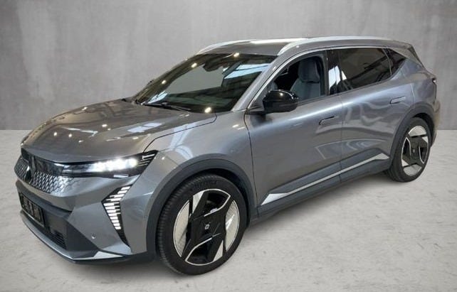 Renault Scenic E-Tech Iconic