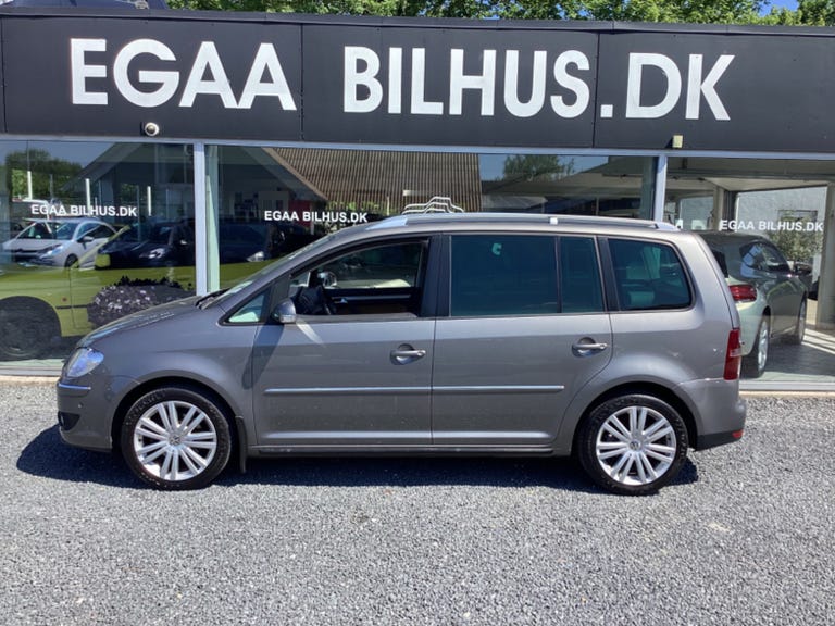 VW Touran TSi 140 Highline Van