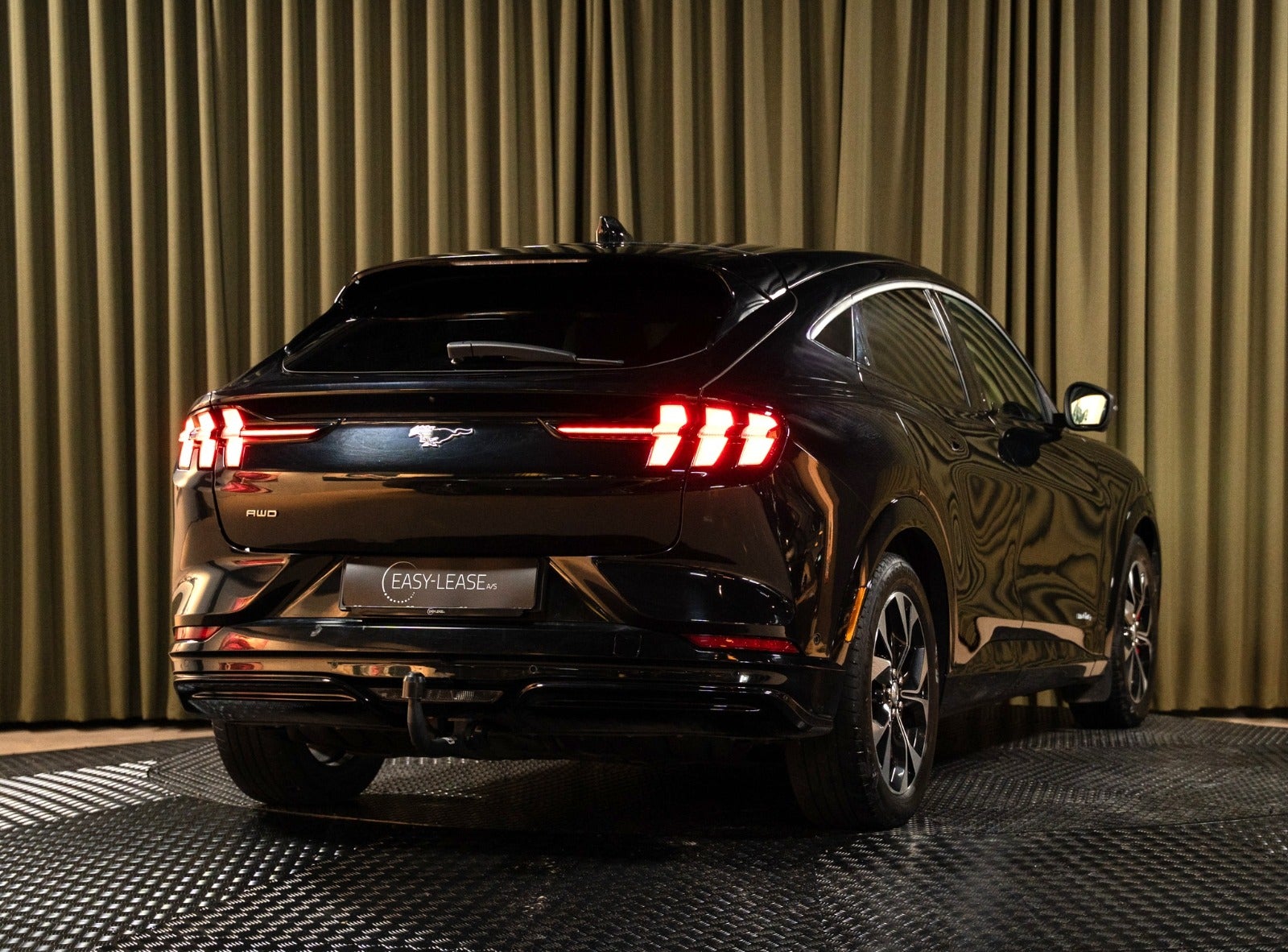 Billede af Ford Mustang Mach-E 70 Premium Standard Range AWD