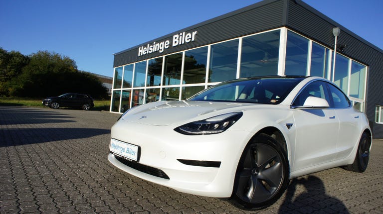 Tesla Model 3 Standard Range+ RWD