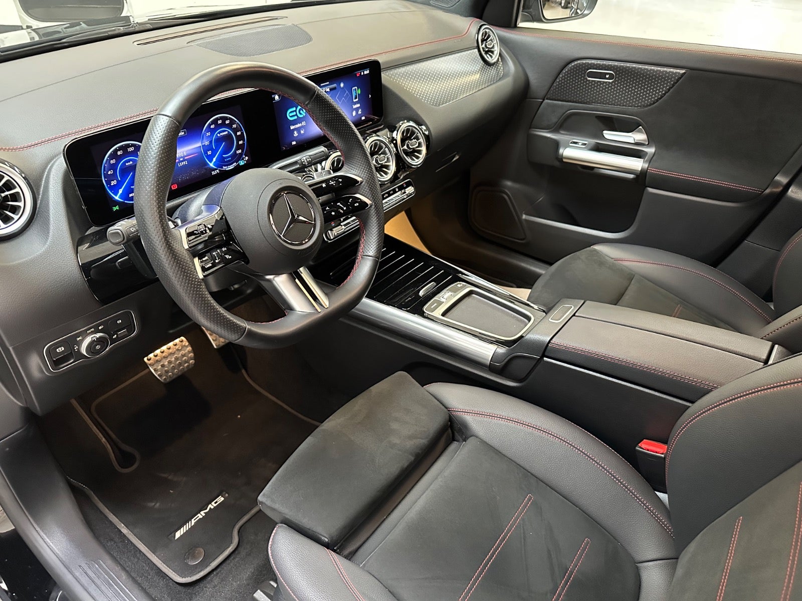 Billede af Mercedes EQA350  AMG Line 4Matic