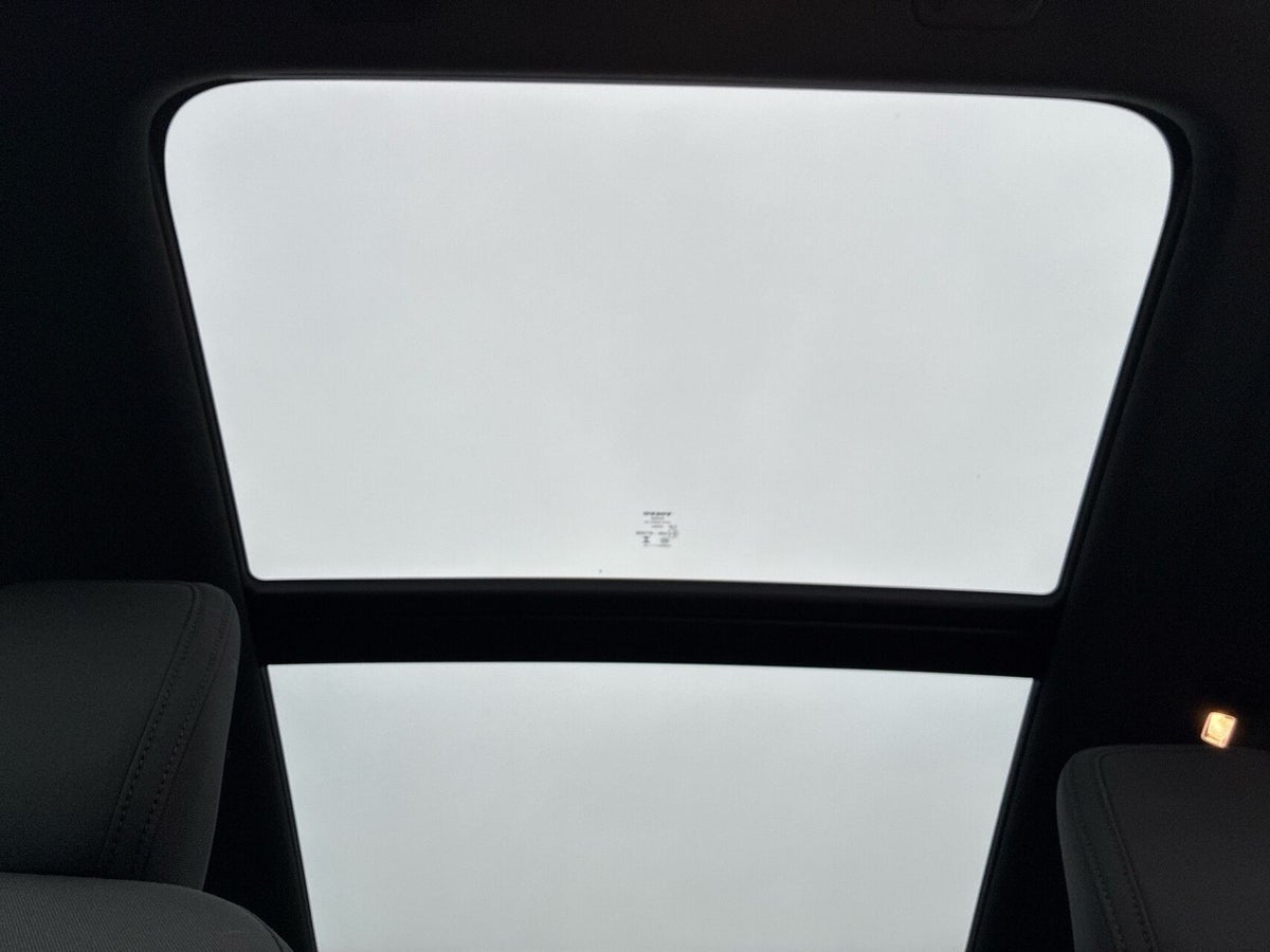 Volvo EX40 Extended Range Black Edition billede 19