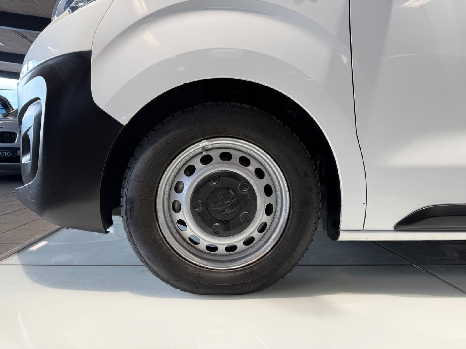 Billede af Peugeot Expert 1,6 BlueHDi 115 L2 Plus Van