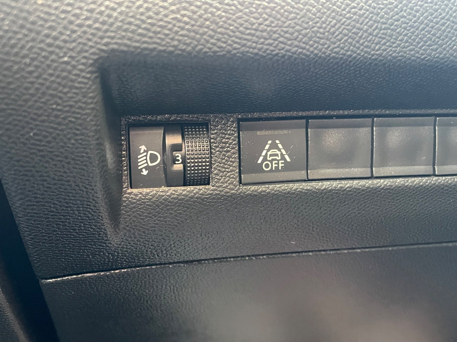 Billede af Peugeot 2008 1,5 BlueHDi 100 Allure Pack