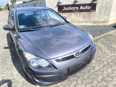 Hyundai i30 1,6 CRDi 90 Comfort 5d