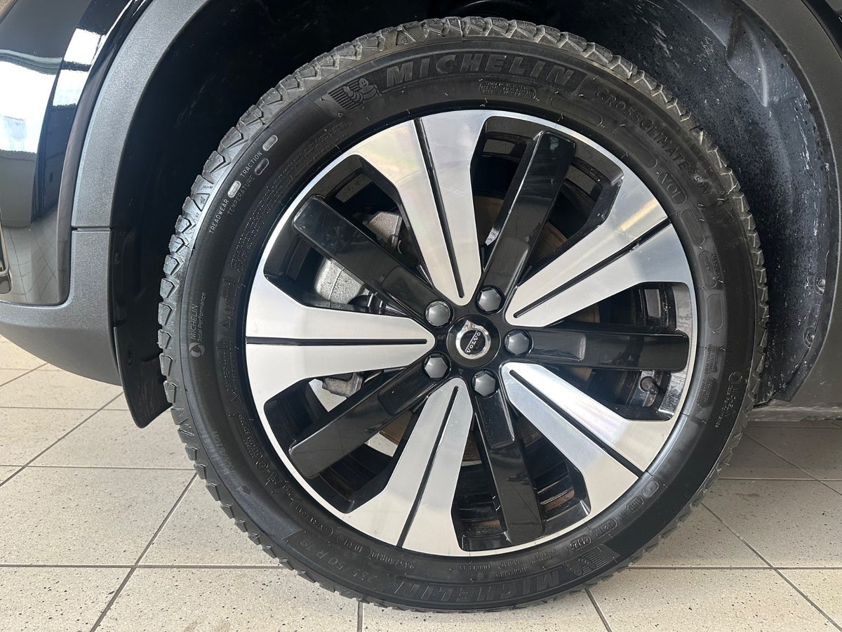 Volvo XC40 P6 ReCharge Core