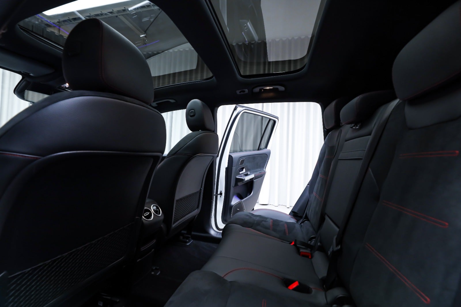 Mercedes-Benz EQB 250+ (5/8)