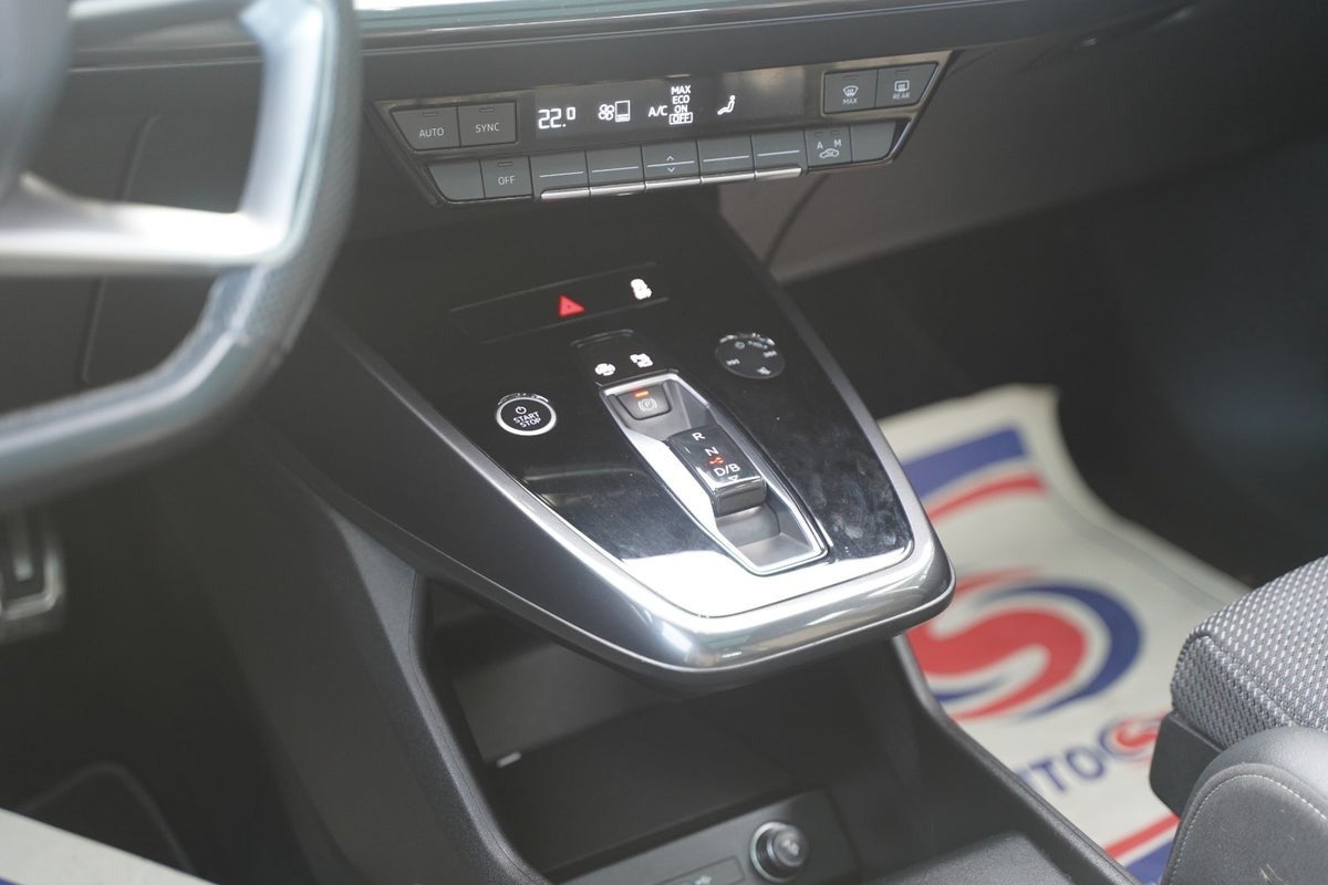 Billede af Audi Q4 e-tron 40 S-line