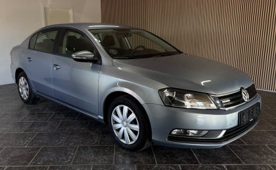 VW Passat 1,6 TDi 105 Trendline BMT 4d