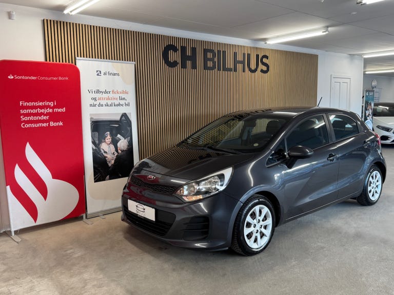 Kia Rio CVVT Style+