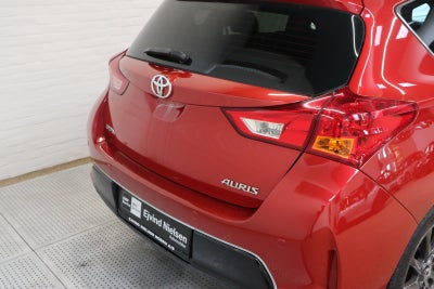 Toyota Auris D-4D T2+