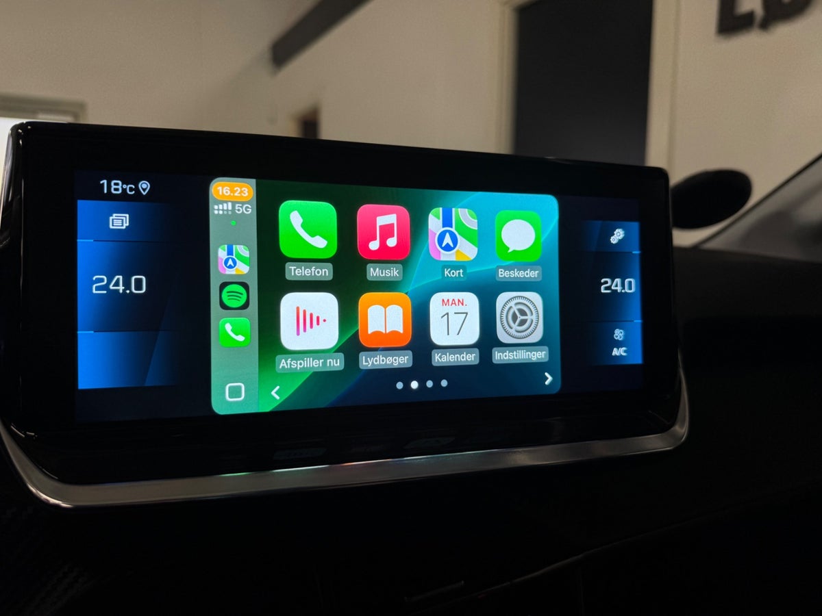 Peugeot 208 PureTech 100 Platin Sport Peugeot 208 PureTech 100 Platin Sport