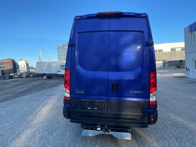 Billede af Iveco Daily 3,0 35S21 12m³ Van AG8