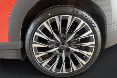 MINI Cooper E Favoured Trim M
