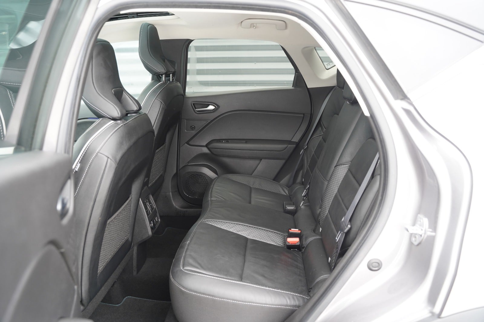 Billede af Renault Captur 1,6 E-Tech Intens