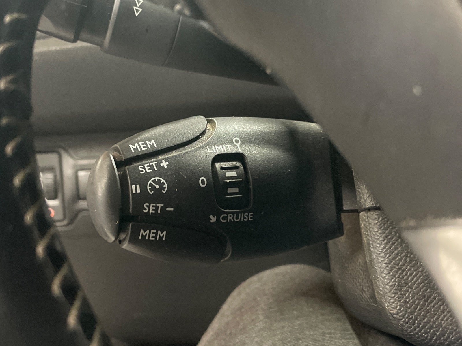 Peugeot 308 BlueHDi 120 Style Sky SW