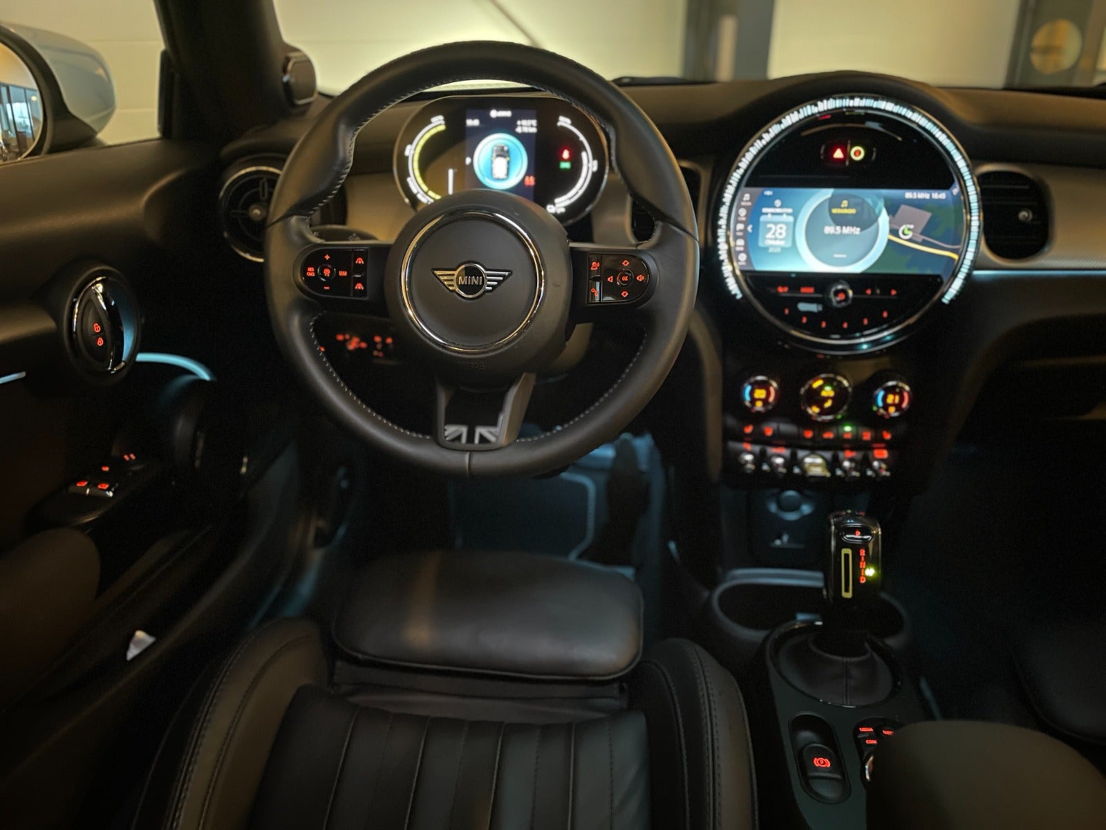 MINI Cooper SE Yours Trim