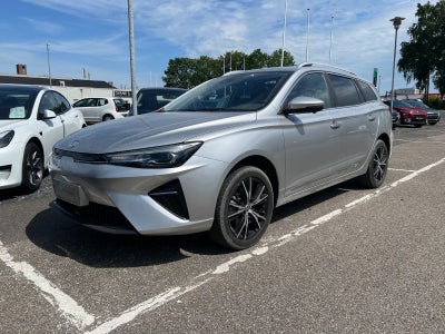 MG MG5 61 Luxury 5d