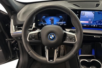 BMW iX1 eDrive20 M-Sport Pro