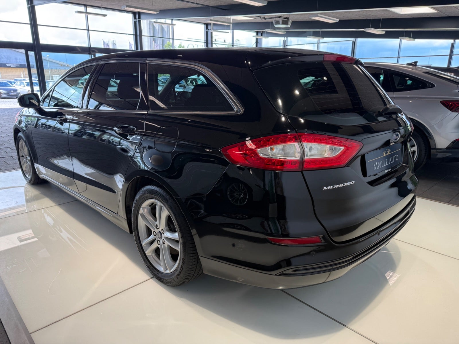 Billede af Ford Mondeo 1,5 SCTi 160 Business stc.