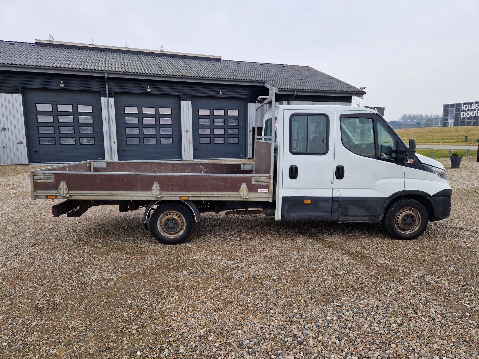 Billede af Iveco Daily 2,3 35S14 Mandskabsvogn m/lad