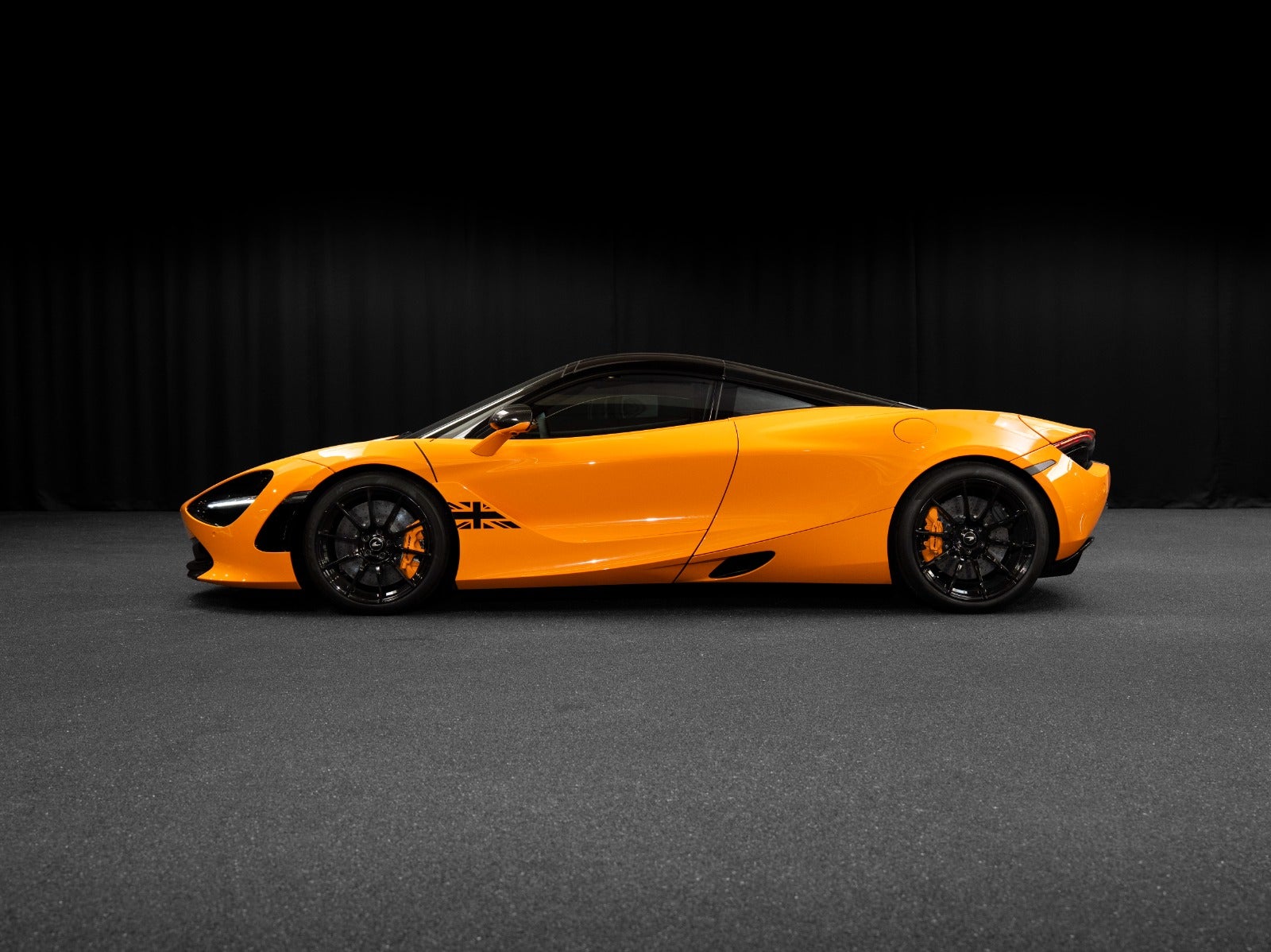 Gallery image 3 of 20