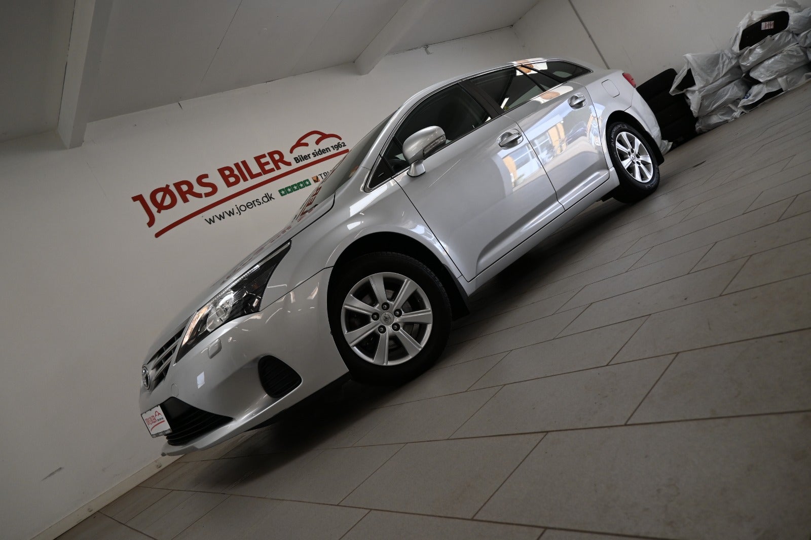 Toyota Avensis VVT-i Limited stc.