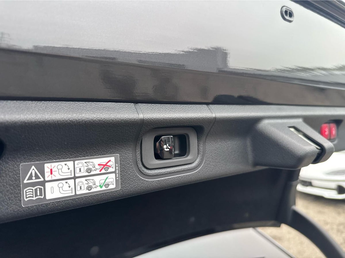 Mercedes EQE350+ AMG Line billede 17