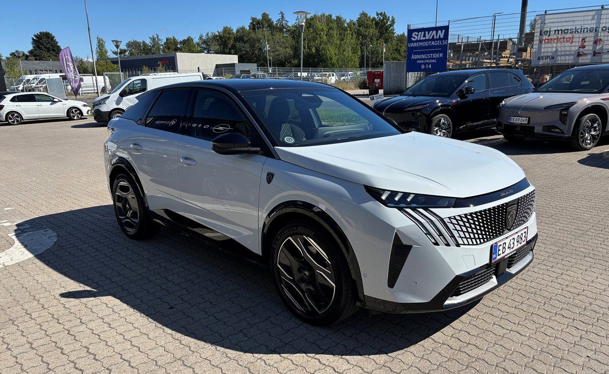 Billede af Peugeot e-3008 77 GT Pack