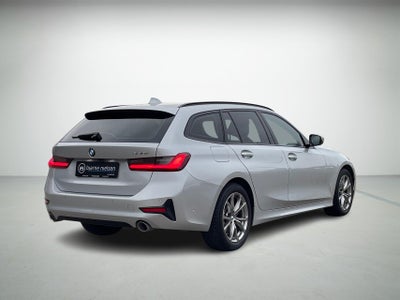 BMW 330i Touring Sport Line aut. billede 1