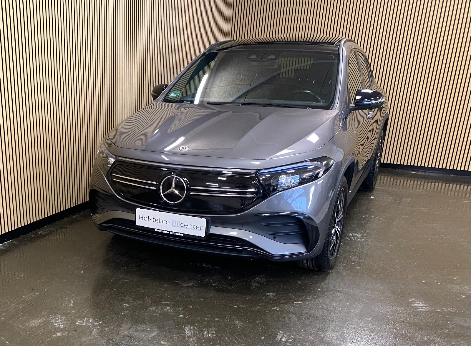 Mercedes EQA250 2021