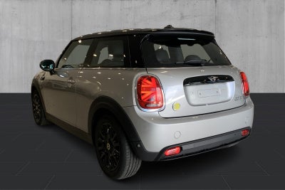 MINI Cooper SE Classic Trim 2024