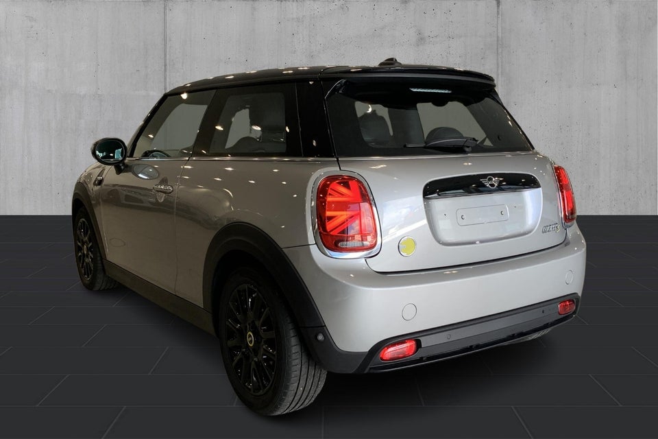 MINI Cooper SE Classic Trim 2024