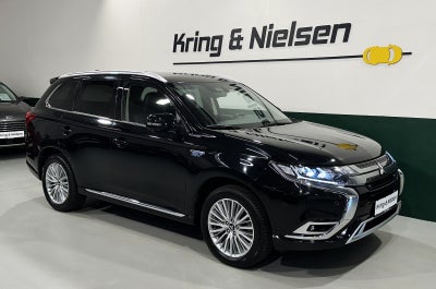 Mitsubishi Outlander 2,4 PHEV Luxury CVT 4WD 5d