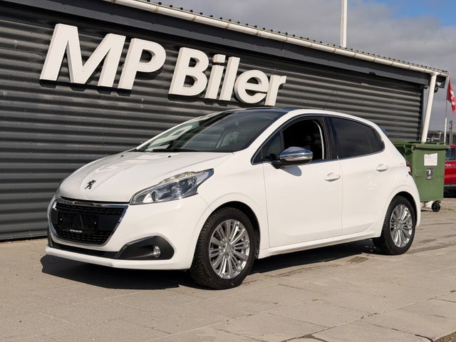 Peugeot 208 1,2 PureTech 82 Signature Sky