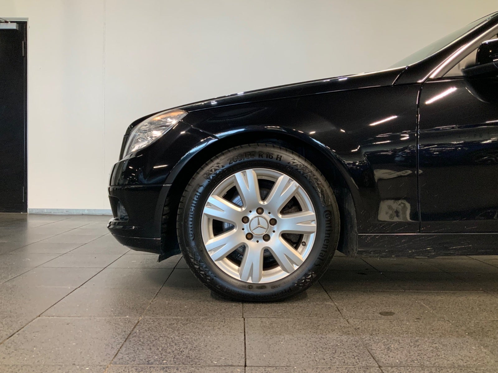 Mercedes-Benz C 180