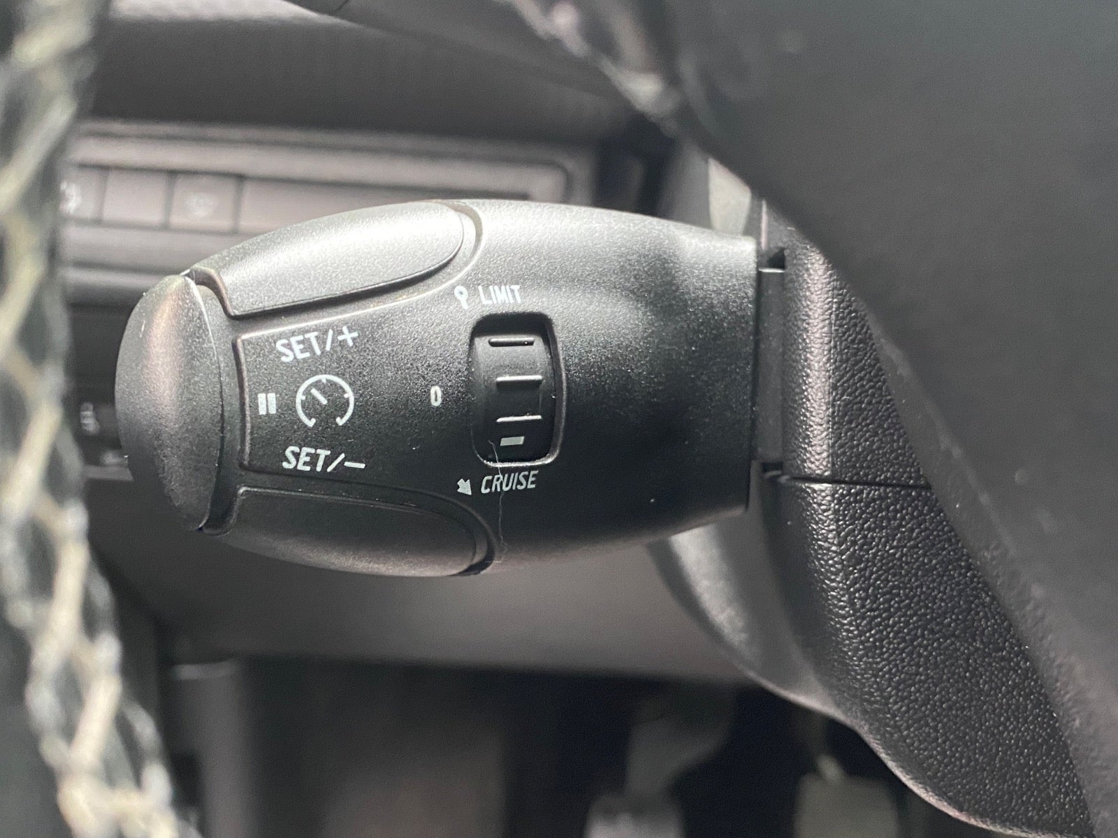 Billede af Peugeot 208 1,5 BlueHDi 100 Prestige Sky
