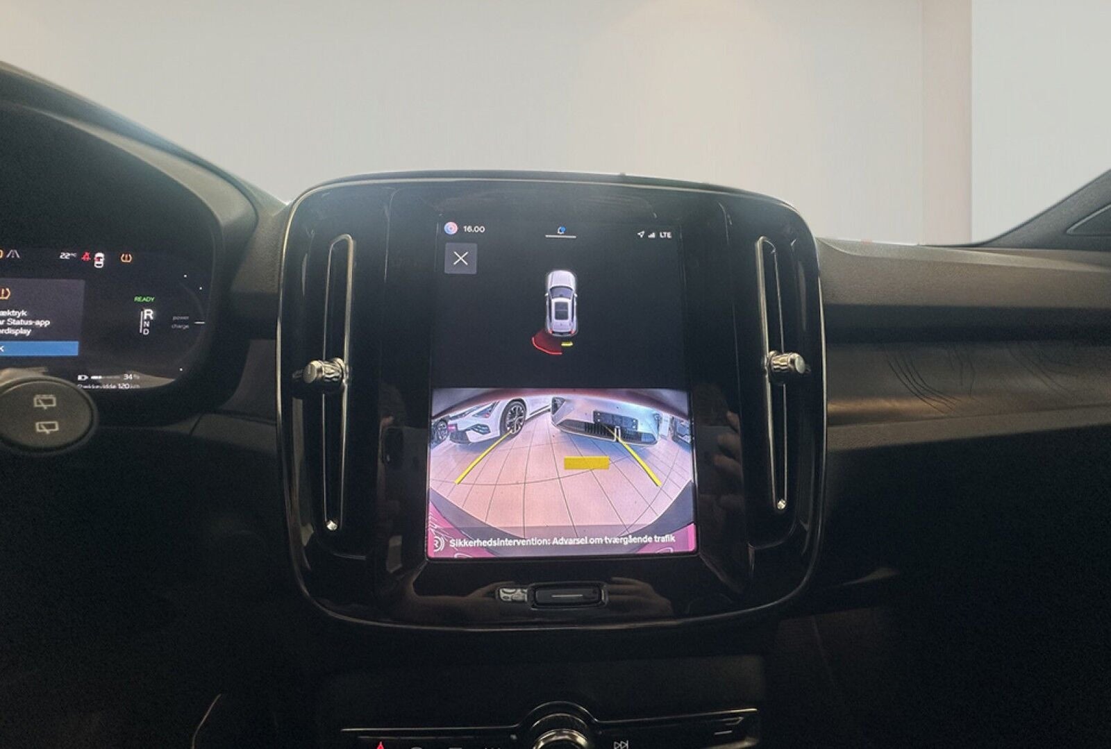 Volvo XC40 P6 ReCharge Plus
