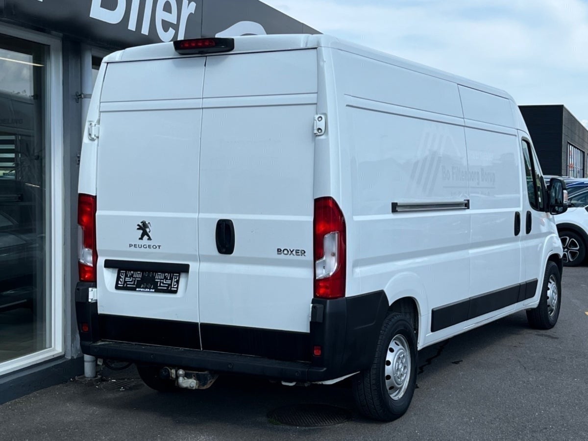 Billede af Peugeot Boxer 335 2,2 BlueHDi 165 L3H2 Premium