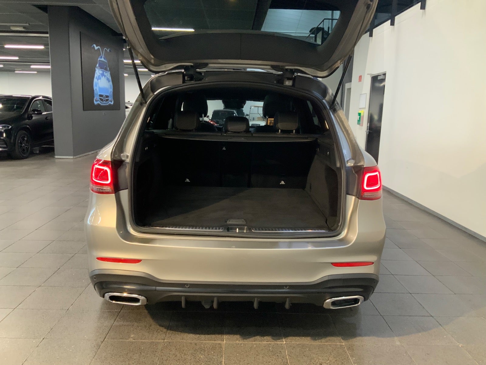 Mercedes-Benz GLC 300 d (5/8)
