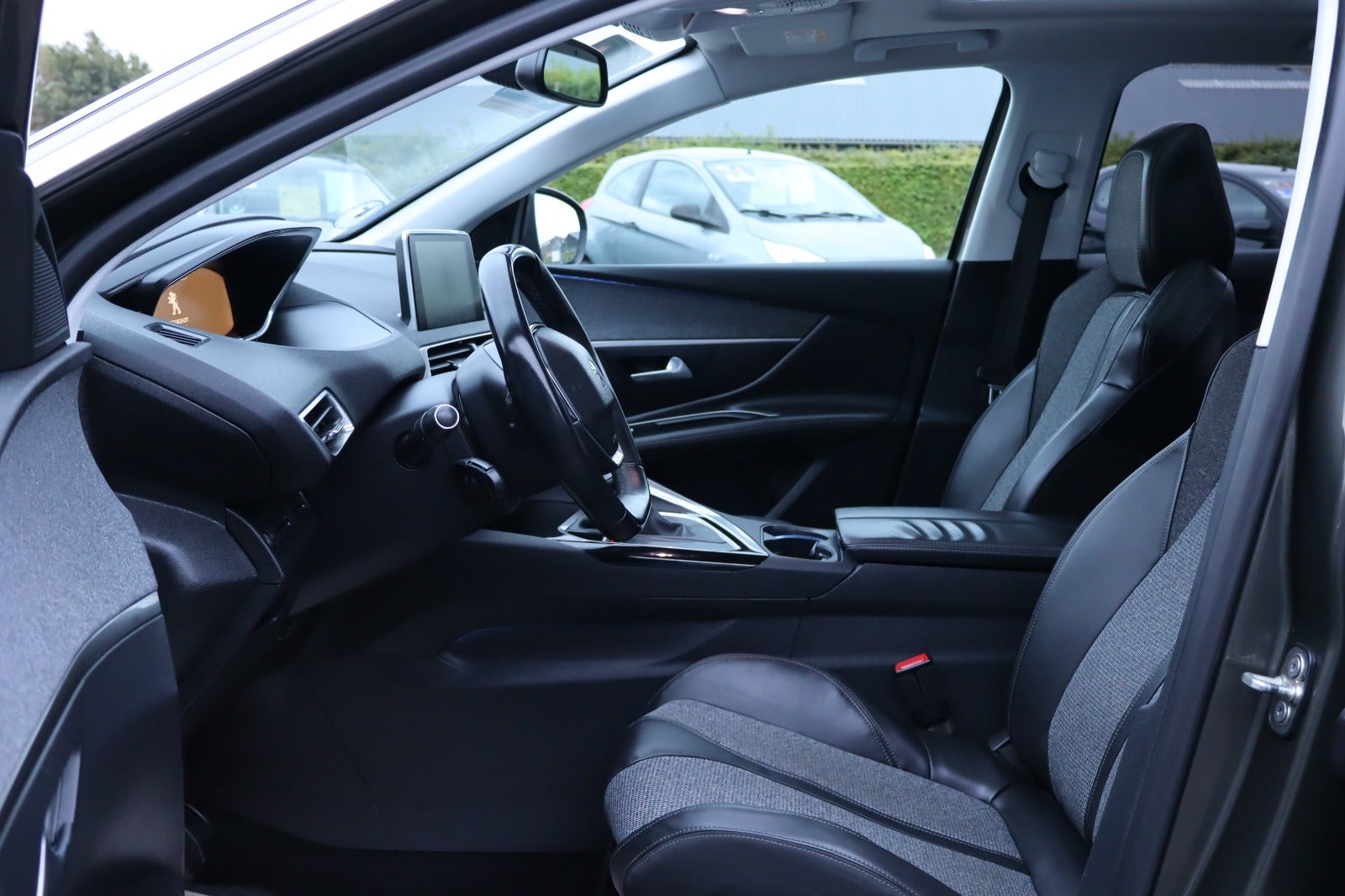 Billede af Peugeot 3008 1,2 PureTech 130 Allure