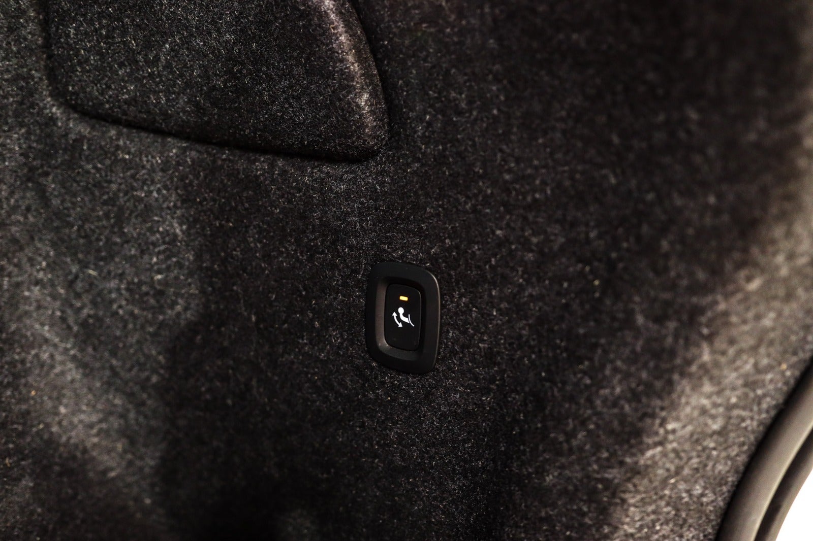 Billede af Volvo XC40 1,5 T5 ReCharge R-Design aut. Van