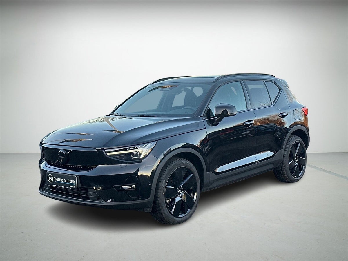 Volvo EX40 Extended Range Black Edition billede 1