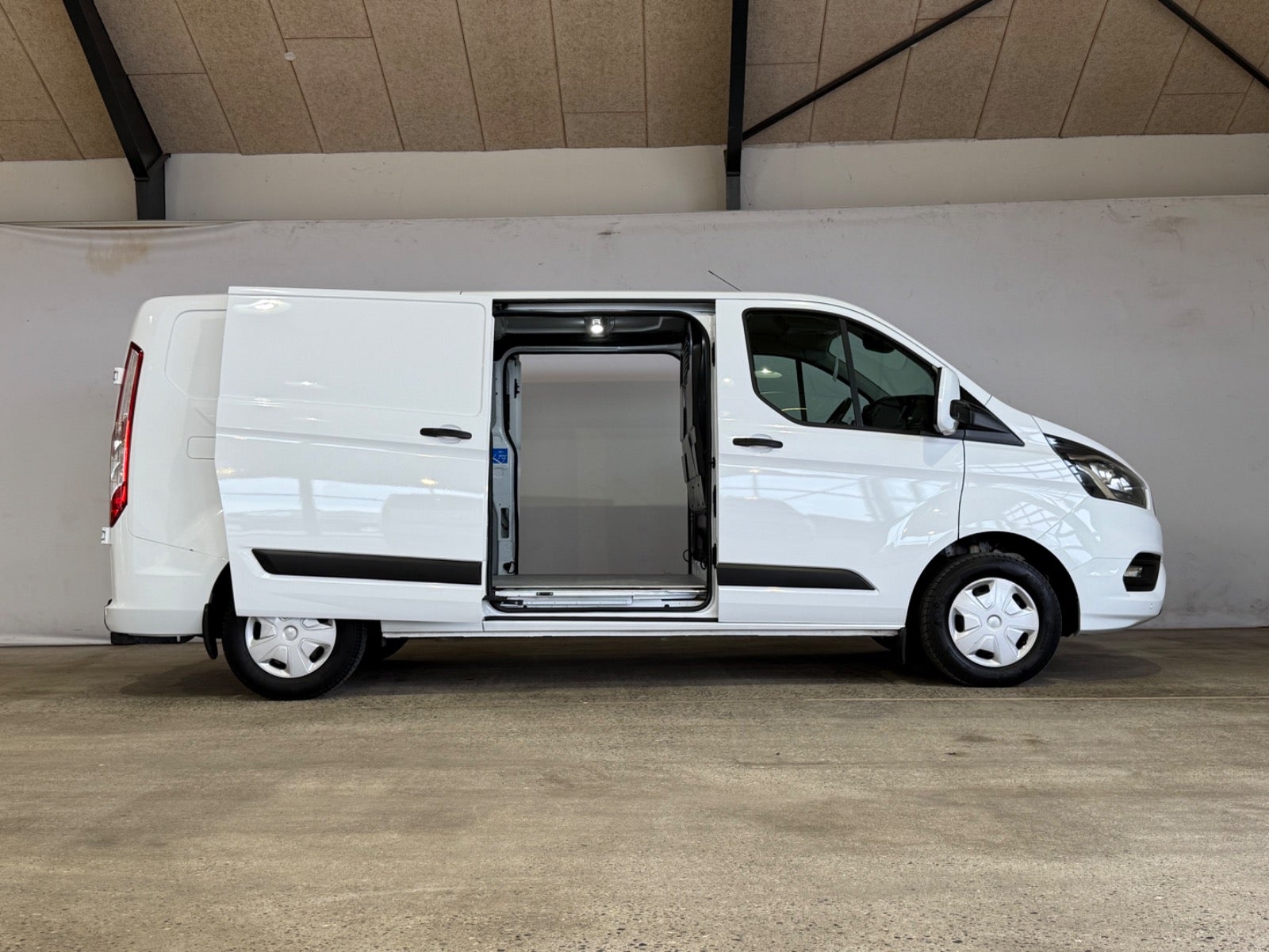 Ford Transit Custom 300L TDCi 130 Trend