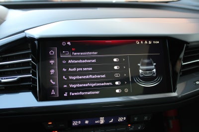 Audi Q4 e-tron S-line